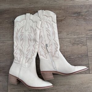 Dolce Vita White Boots